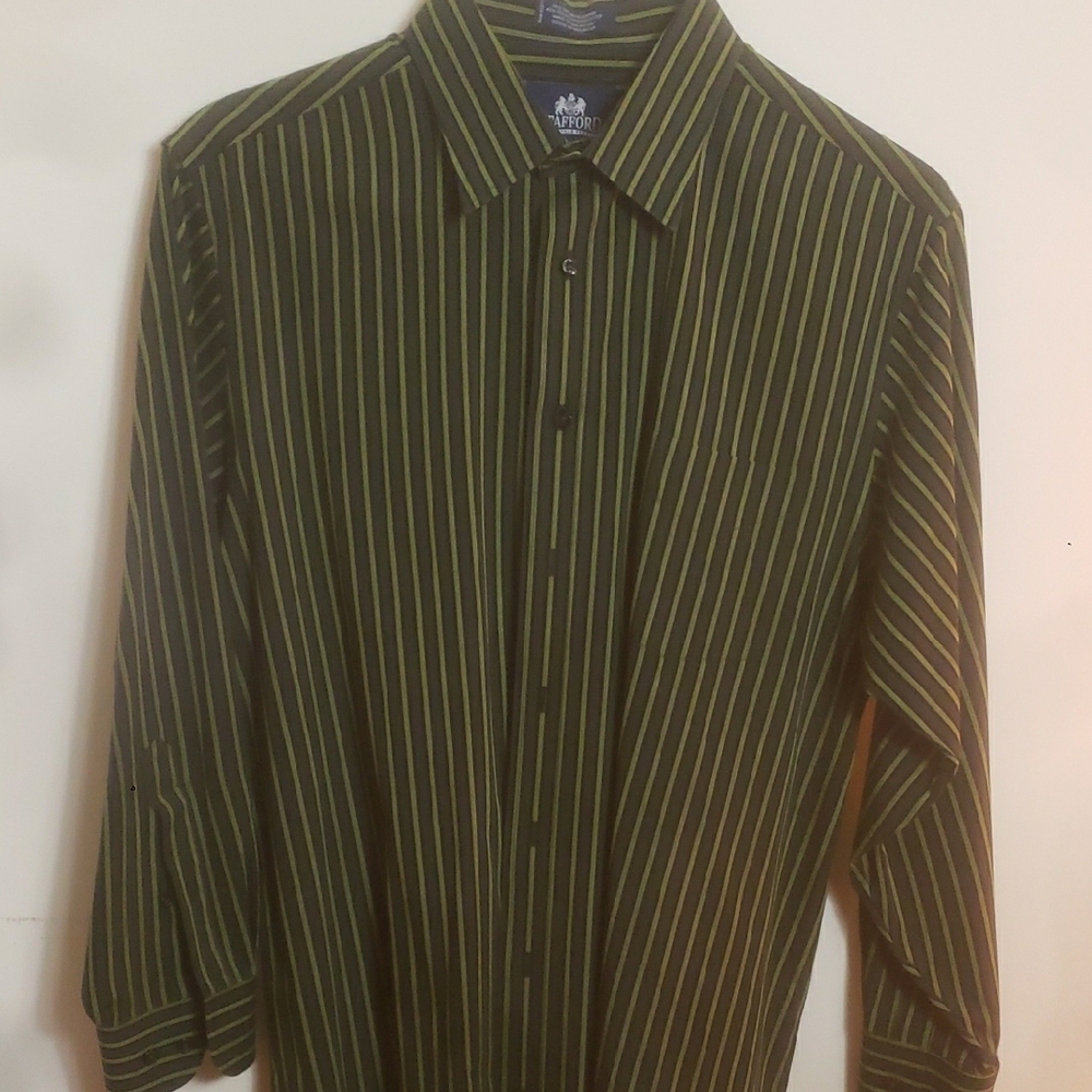 Stafford Men's Black and Green Striped Button-Down Shirt